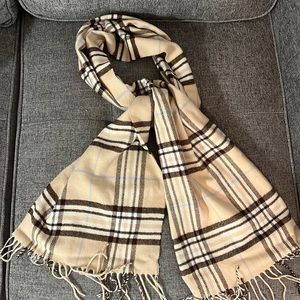 Super soft cashmere blend scary